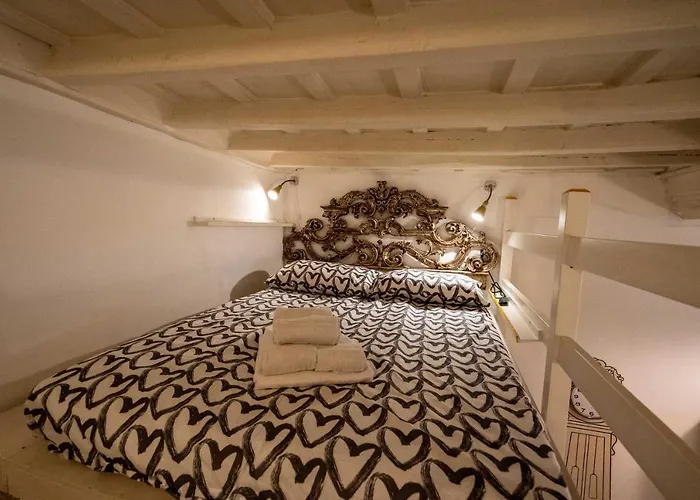 A Due Passi Da S.pietro E Castel Sant'angelo Loft Gianicolo *